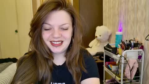 Snapshot of cutewhip chatting on September 15, 6:31 pm cutewhip online show from September 15, 6:31 pm