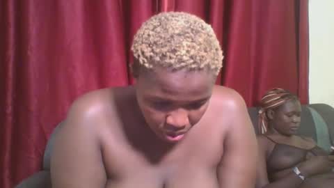 cutey_mellanin online show from February 15, 8:01 pm