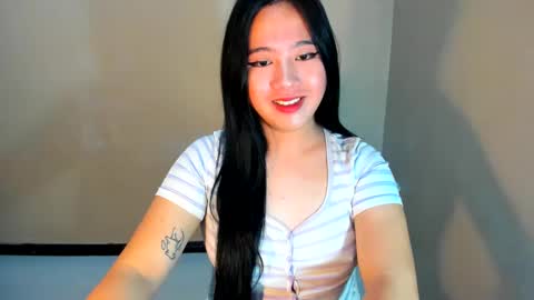 cutie_asianwoman online show from February 17, 10:16 pm