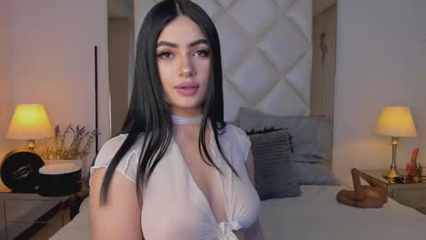 Snapshot of d_kimrouse_h chatting on February 6, 3:59 am Kim online show from February 6, 3:59 am
