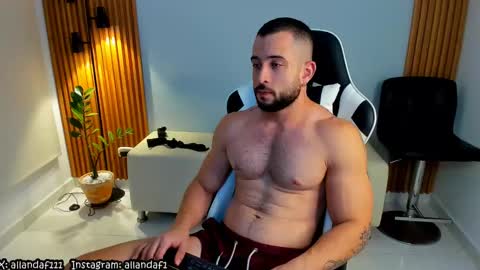Snapshot of dafboy_ chatting on February 23, 1:35 am Allan Daf online show from February 23, 1:35 am