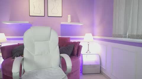 Snapshot of dahliagraey chatting on September 13, 11:34 am Dahlia Grey online show from September 13, 11:34 am