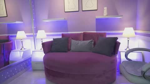 Snapshot of dahliagraey chatting on September 15, 11:33 am Dahlia Grey online show from September 15, 11:33 am