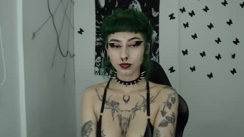 dakota online show from December 7, 2:47 am
