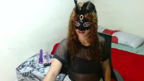 Snapshot of dakota_sweetx chatting on March 5, 2:03 am Dakota And Bellamy online show from March 5, 2:03 am