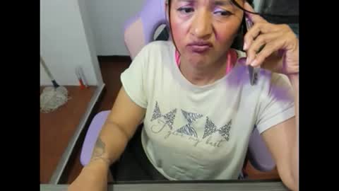 Snapshot of daleska_delicious1 chatting on September 15, 9:49 pm daleska_delicious1 online show from September 15, 9:49 pm