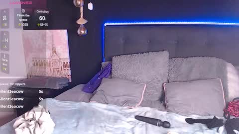 Snapshot of damian_n_lissa chatting on February 21, 11:54 pm damian_n_lissa online show from February 21, 11:54 pm