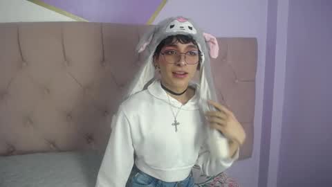 Damiian21  online show from March 6, 1:57 pm