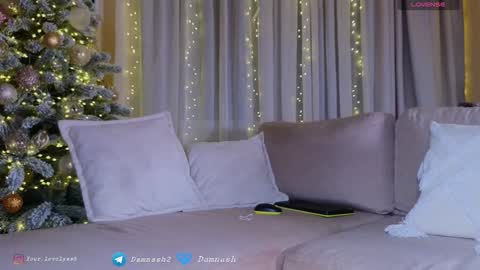 Snapshot of damnash2 chatting on December 25, 9:00 pm Ashley online show from December 25, 9:00 pm