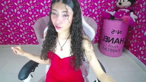 Danatella  online show from February 12, 4:00 pm