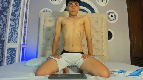 Snapshot of dani_rivass chatting on September 10, 1:34 pm Daniel online show from September 10, 1:34 pm
