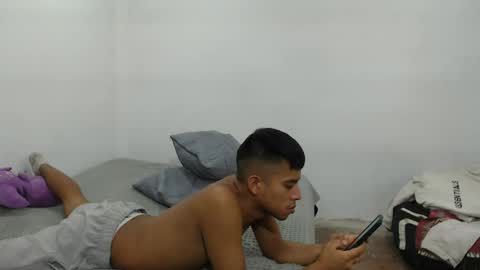 danielitopapii online show from February 1, 2:56 pm