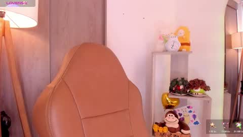 Snapshot of daniellerose_ chatting on September 15, 10:00 pm Danielle Rose online show from September 15, 10:00 pm