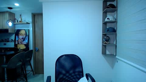 Danna  Ross online show from September 20, 2:36 am