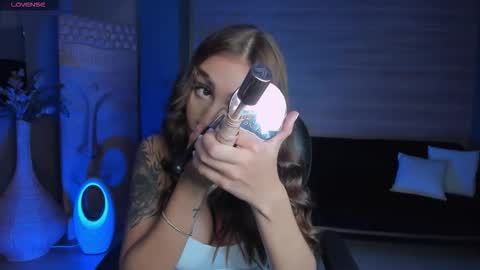 Snapshot of dannacruz_ chatting on September 11, 7:37 pm Danna Cruz online show from September 11, 7:37 pm