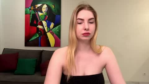dannamissss online show from January 21, 5:51 pm