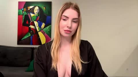 dannamissss online show from December 26, 12:49 pm