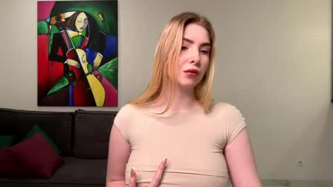 dannamissss online show from December 10, 10:26 pm