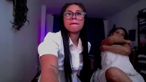 dannamomcerrat online show from February 3, 12:25 am