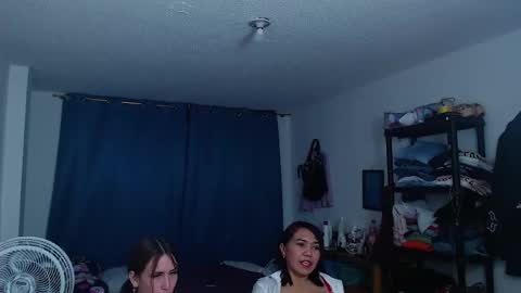 dannamomcerrat online show from February 8, 3:41 am