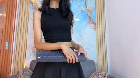 daphne_celestin23_aws online show from September 18, 10:03 pm