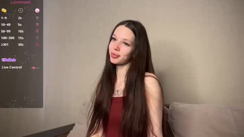 Snapshot of darina_night chatting on February 22, 1:24 pm Darina Night online show from February 22, 1:24 pm