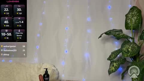 Snapshot of darina_night chatting on September 15, 7:48 pm Darina Night online show from September 15, 7:48 pm