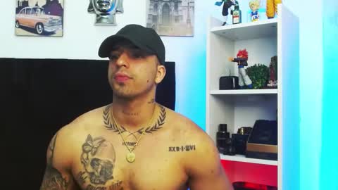 Darius Phoenix  online show from January 3, 5:42 pm