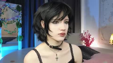 Snapshot of dark_vamp_ chatting on March 1, 12:23 pm Vamp online show from March 1, 12:23 pm
