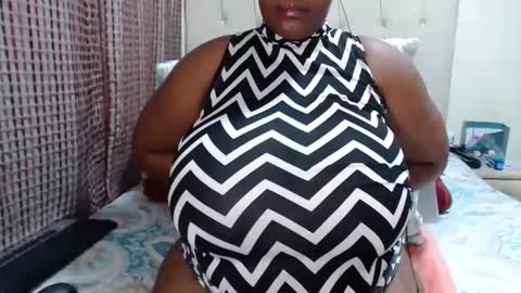Snapshot of darkbusty chatting on March 6, 7:54 pm DarkBusty online show from March 6, 7:54 pm