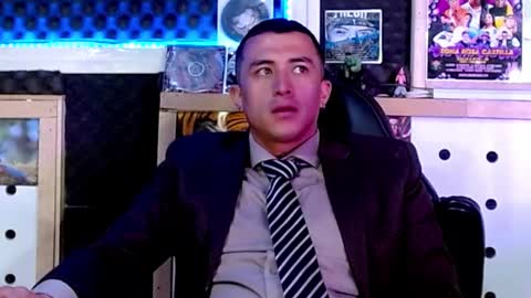 Snapshot of darko0717 chatting on March 11, 2:40 pm DARKO0717 online show from March 11, 2:40 pm