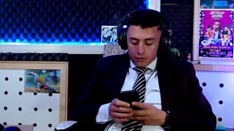 Snapshot of darko0717 chatting on February 7, 4:35 pm DARKO0717 online show from February 7, 4:35 pm