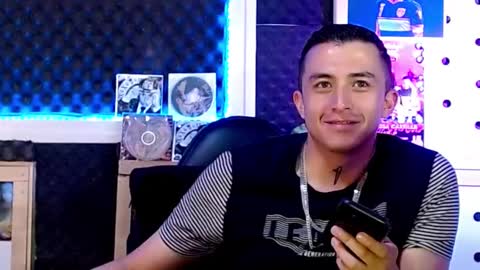 Snapshot of darko0717 chatting on February 17, 6:17 pm DARKO0717 online show from February 17, 6:17 pm