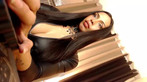 Snapshot of darksoul_mistress chatting on February 15, 9:04 pm HAPPY BIRTHDAY MISTRESS MADRIANA online show from February 15, 9:04 pm