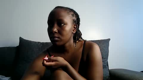 darktanqueen online show from March 5, 8:43 am