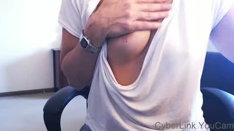 Snapshot of darlingd77 chatting on February 28, 1:25 pm DarlingD online show from February 28, 1:25 pm