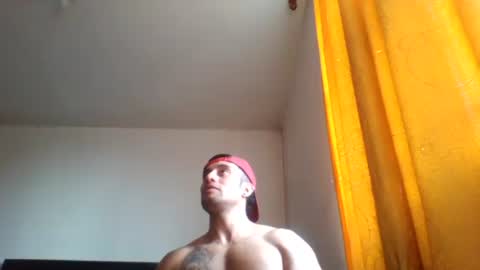 Snapshot of davidcr89 chatting on February 16, 9:16 pm davidcr89 online show from February 16, 9:16 pm