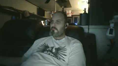 Snapshot of ddboobman chatting on December 25, 1:41 pm want girl to play with me online show from December 25, 1:41 pm