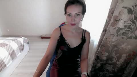 Snapshot of dear_mia_ chatting on January 30, 10:08 am Mia online show from January 30, 10:08 am