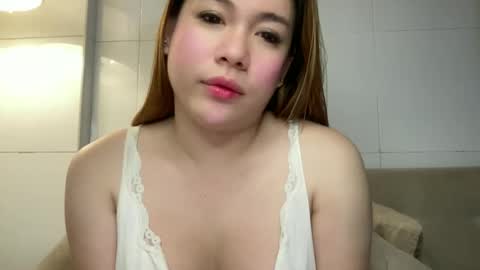iyalicious online show from January 23, 11:47 pm