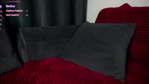 Snapshot of demoninangel chatting on March 3, 7:32 am Dave19 online show from March 3, 7:32 am