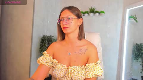 Elina online show from September 15, 12:12 am