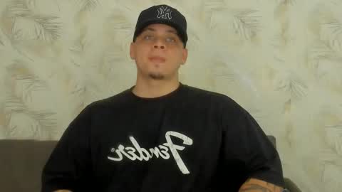 dennis munera online show from December 18, 1:12 pm