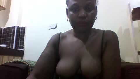 Snapshot of deona682923 chatting on September 16, 7:50 pm deona682923 online show from September 16, 7:50 pm