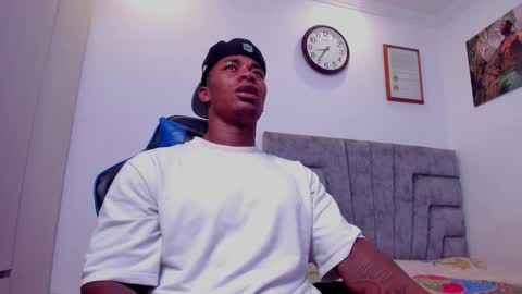 deon jhonson online show from September 9, 1:38 am