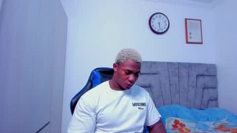 deon jhonson online show from January 15, 10:27 am