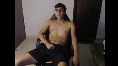 Derek online show from September 16, 2:57 am