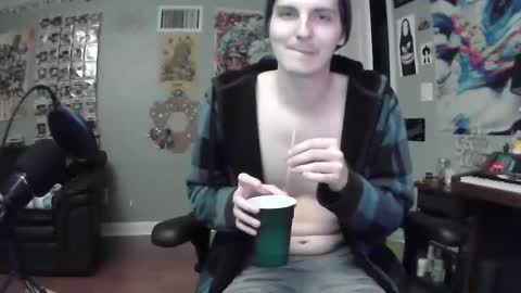 Snapshot of derekdings chatting on February 10, 9:47 am derekdings online show from February 10, 9:47 am