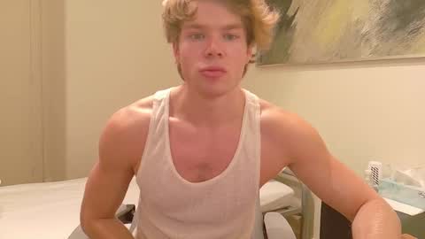desaad_98 online show from March 5, 7:49 pm