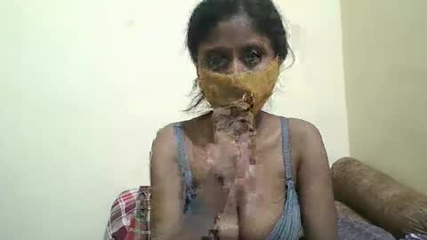 Snapshot of desiprincessaga chatting on December 13, 6:05 pm desiprincessaga online show from December 13, 6:05 pm